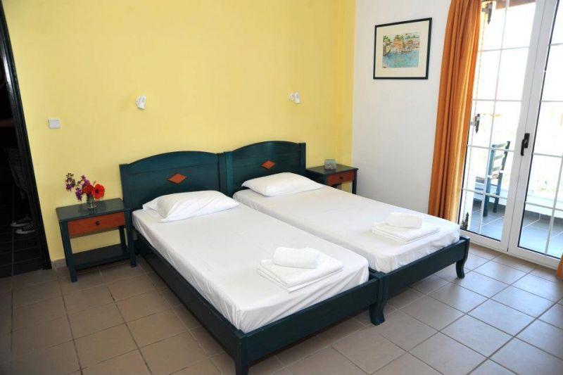 Papoulias Rooms เอลาฟอนนิซอส ห้อง รูปภาพ